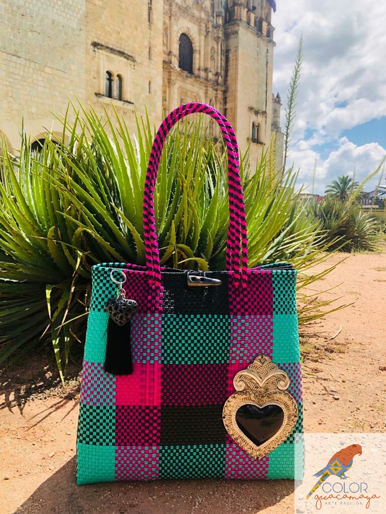 Bolsas Artesanales mexicanas. Bolsas hechas a mano. Loncheras