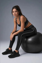Cargar imagen en el visor de la galería, Set @lo top y Leggins ch, m, g, xl