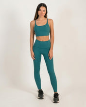 Cargar imagen en el visor de la galería, Set de leggins y top licka lycra talla ch