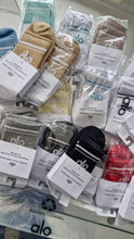 Cargar imagen en el visor de la galería, Calcetas deportivas