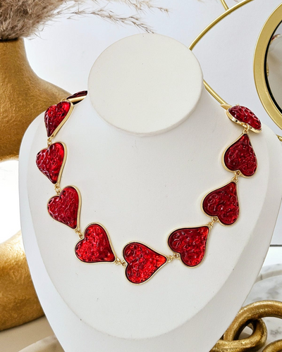 Collar Corazones rojos