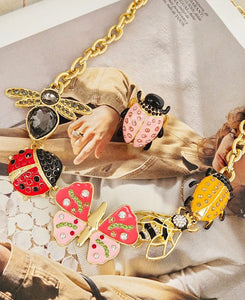 Collar Catarina mariposa