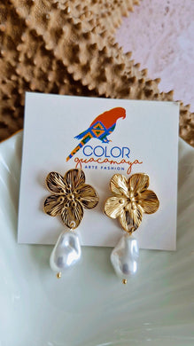 Aretes flor perla