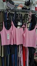 Cargar imagen en el visor de la galería, Tank top rosa @lo