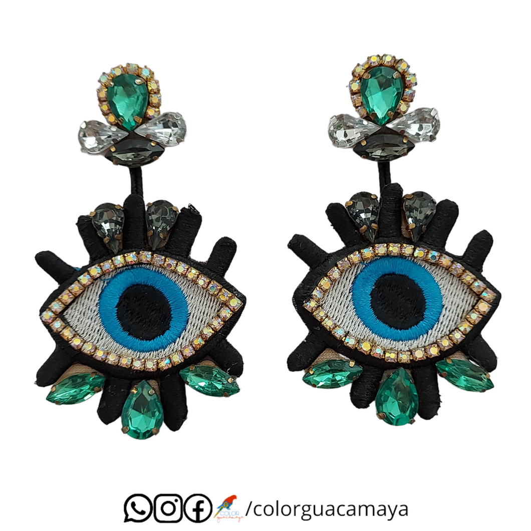 Aretes hechos a mano ojito-verde