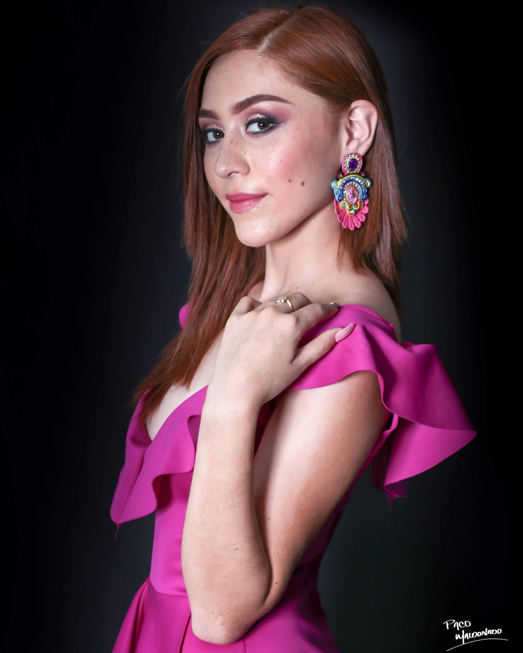 Aretes hechos a mano Maxi multicolor con piedra morada
