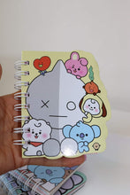 Cargar imagen en el visor de la galería, Libreta chica kawaii Amarilla